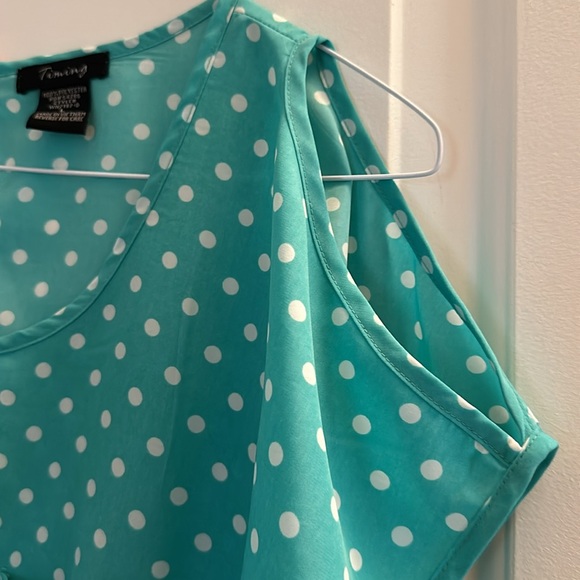 Ladies Top - Picture 3 of 5